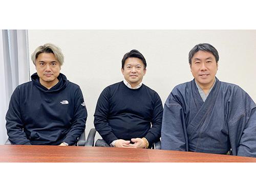 （写真左から）高木孝社長、松田英昭社長、村井洋仁社長の３人